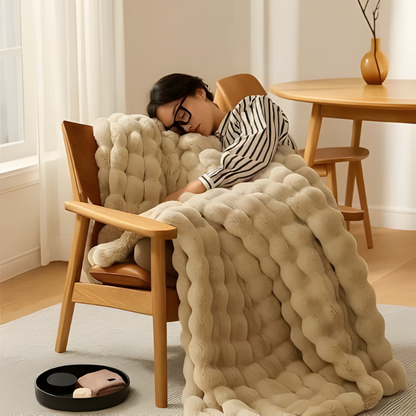 All Season Blanket with Elegant Design | Ventayan