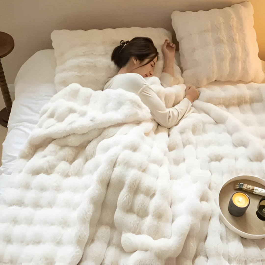 All Season Blanket with Elegant Design | Ventayan